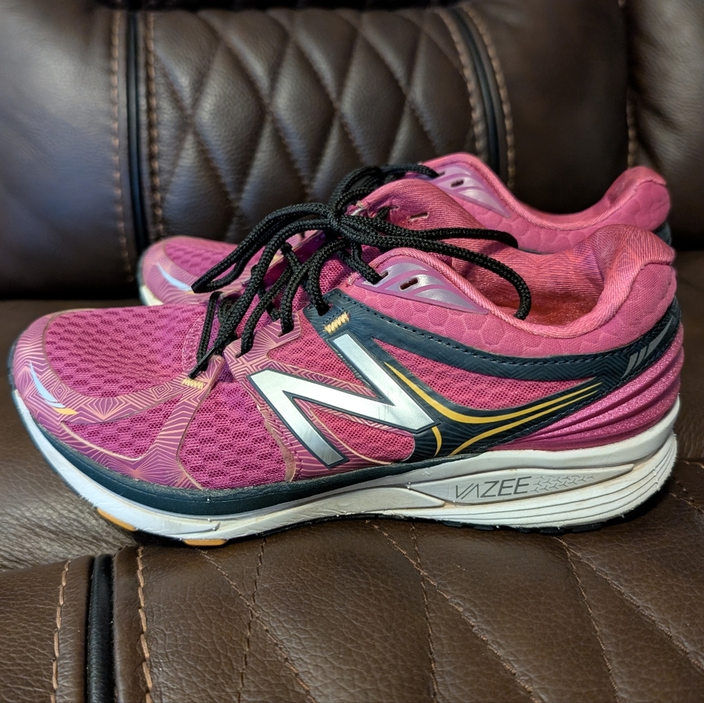 New Balance Women's Vazee Prism Running Shoe Size 8